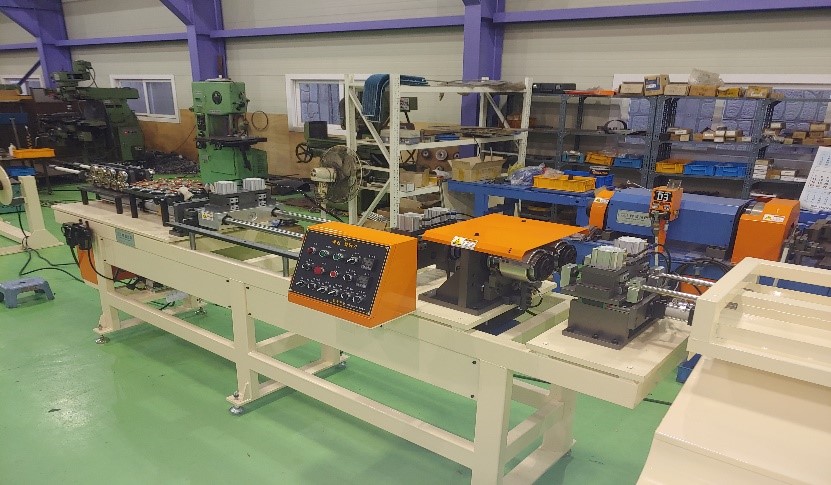 PNEUMATIC TUBE CUT-OFF M/C