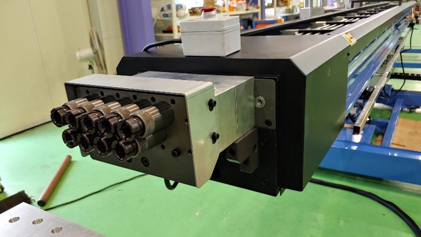 SEMI AUTO TUBE EXPENDER M/C